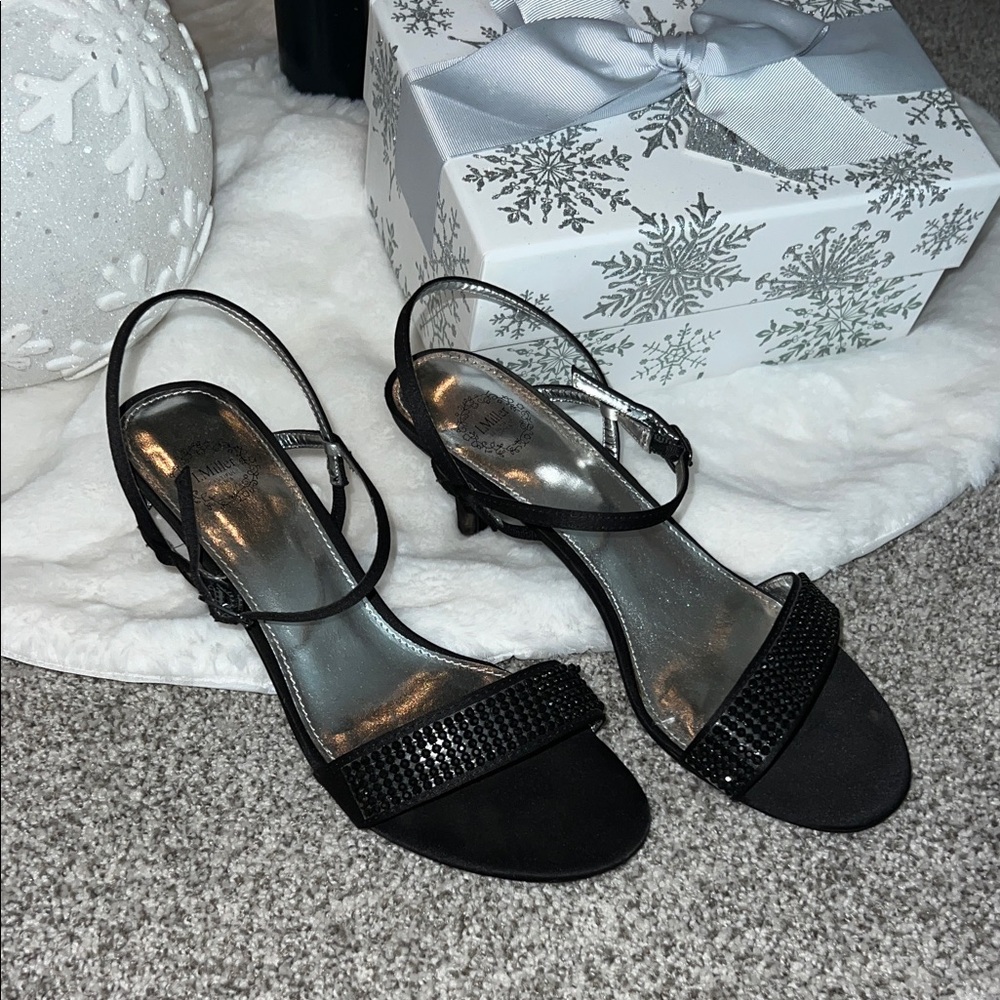 Chic Black Rhinestone Heels